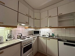 Spacious 2 Bedroom 75 sqm Kannelmäki