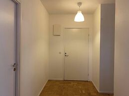 Lovely 2-br 77m2 Apart Pasila-train Station