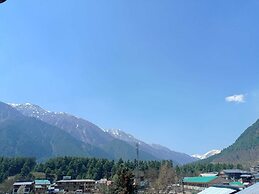 FLORA AND FAUNA GUEST HOUSE PAHALGAM