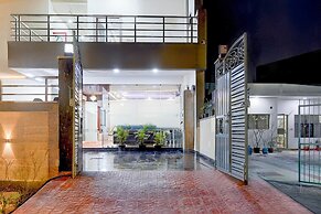 Super Townhouse Noida Sector 70