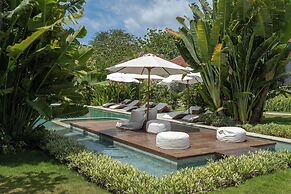 YŪN Uluwatu