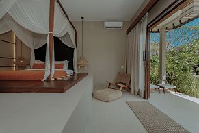 YŪN Uluwatu