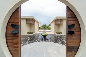 YŪN Uluwatu