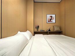Philosopher Hotel