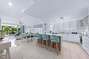 Summit Apartments Airlie Beach
