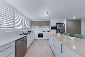 Summit Apartments Airlie Beach