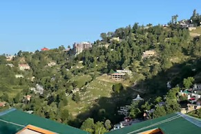 Galiyat 3BR Cottage Forest Views