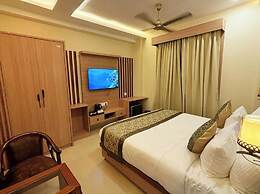 Hotel Mantavya Varanasi
