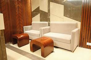Hotel Mantavya Varanasi