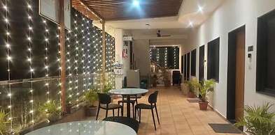 Royal Home Stay