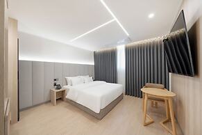 BROWN DOT HOTEL WANJU BONGDONG