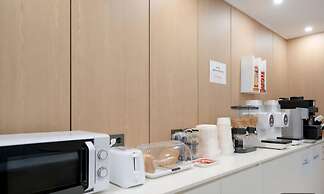 BROWN DOT HOTEL WANJU BONGDONG