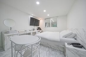 Hassen Sillim K2 Hotel