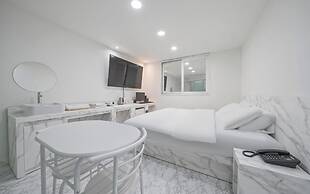 Hassen Sillim K2 Hotel