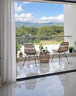 Mountain and Pool Modern Apartment