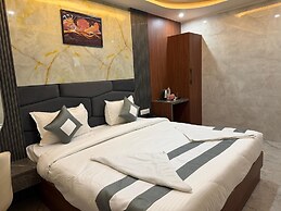 Hotel Shashi Grand Jamui