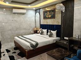 Hotel Shashi Grand Jamui
