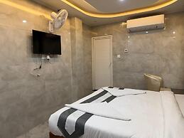 Hotel Shashi Grand Jamui