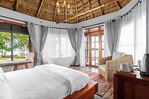 sundiata beach resort