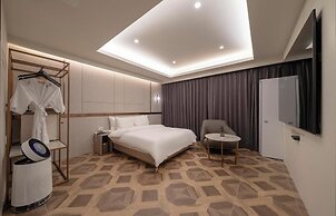 Gwangmyeong Hotel Levento