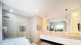 Central Rawai Private Pool Villa  V292