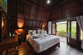 Kelingking Terrace Cottage