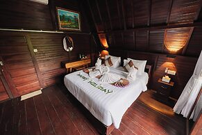 Kelingking Terrace Cottage