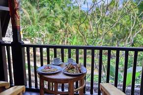 Kelingking Terrace Cottage