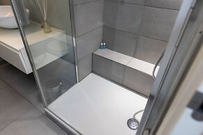 Blue Diamond Suite