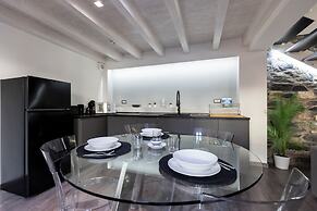 Blue Diamond Suite