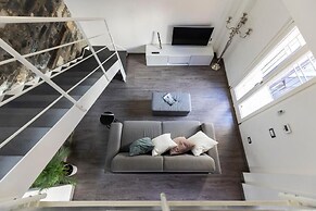 Blue Diamond Suite