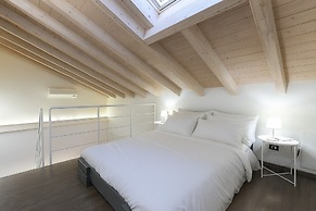 Blue Diamond Suite