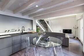 Blue Diamond Suite