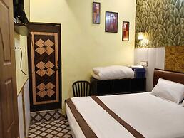 Fauzi Rasoi & Guest House