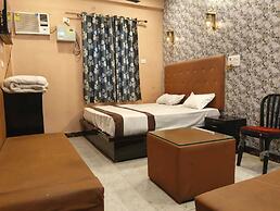 Fauzi Rasoi & Guest House