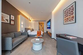 LIS vision hotel