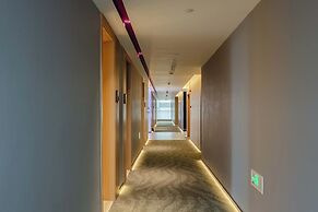 LIS vision hotel