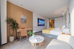 LIS vision hotel
