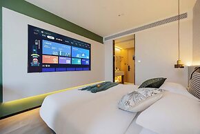 LIS vision hotel