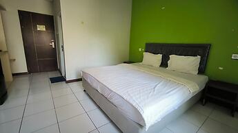 New Bandengan Beach Hotel