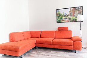 Affordable 1BR Near U6 Schoepfwerk