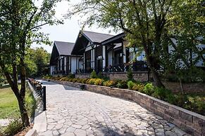 Macara Lake Park Hotel