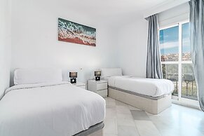 Bb.b5 - Spacious Apartment With Amazing View