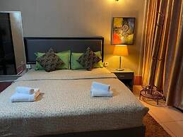 Pickyard Guest House
