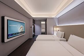 Novotel Shanghai Xuhui Riverside