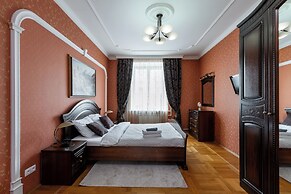 3-rooms apartment in classic style