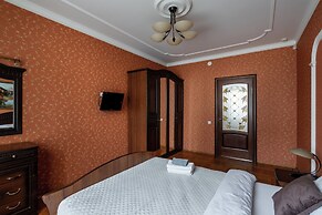 3-rooms apartment in classic style