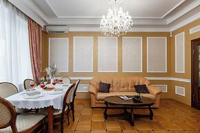 3-rooms apartment in classic style