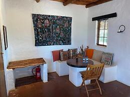 Eningu Kalahari Lodge cc
