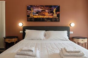 Flora Guest House